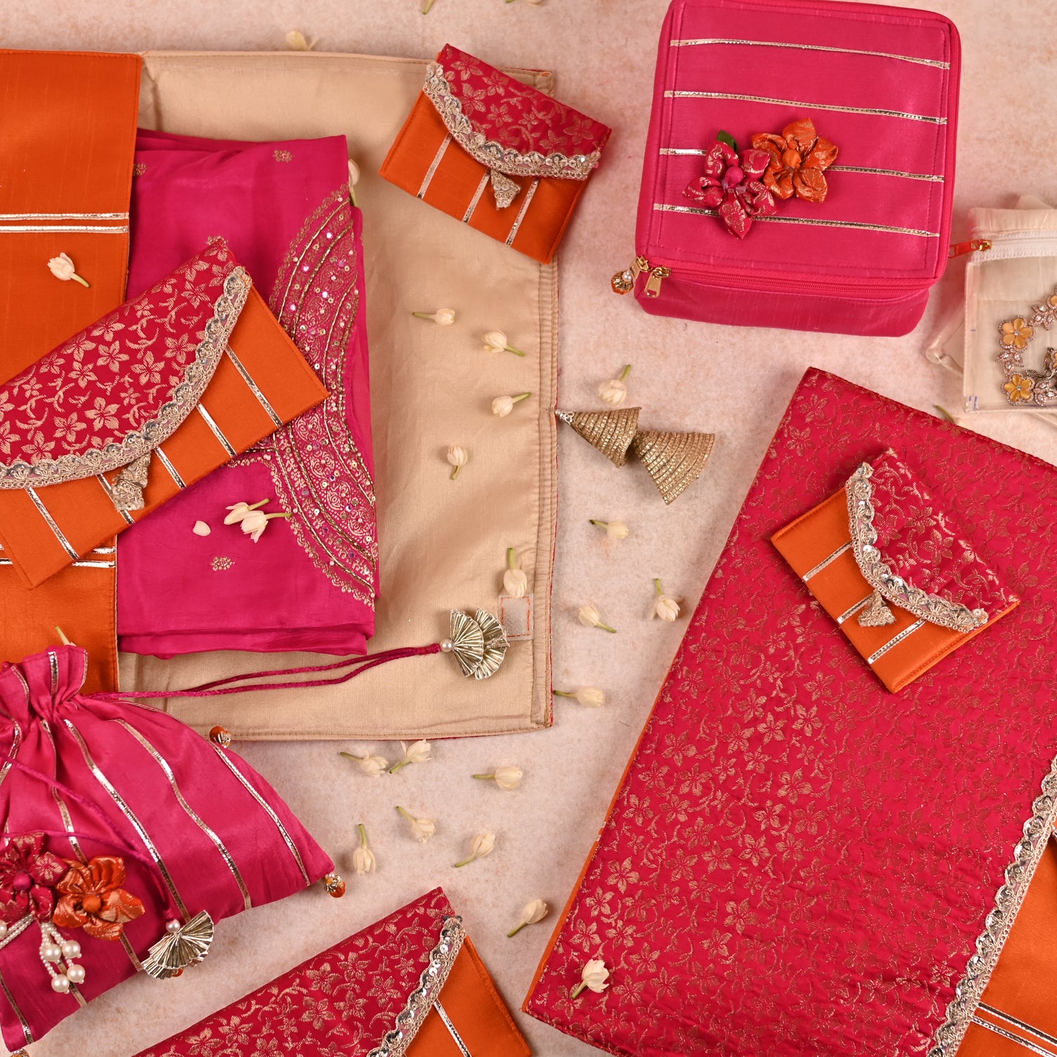 Gulnar Collection